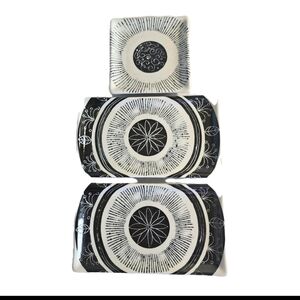 Crate & Barrel Akira Black & White   2 Sushi and 1 Dessert Plates